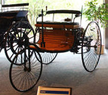 Nachbau des Benz Patent- Motorwagens im EFA- Museum für Deutsche Automobilgeschichte